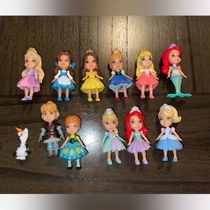 Disney Princess, mini Figure bundle (11 total plus‎ Olaf)